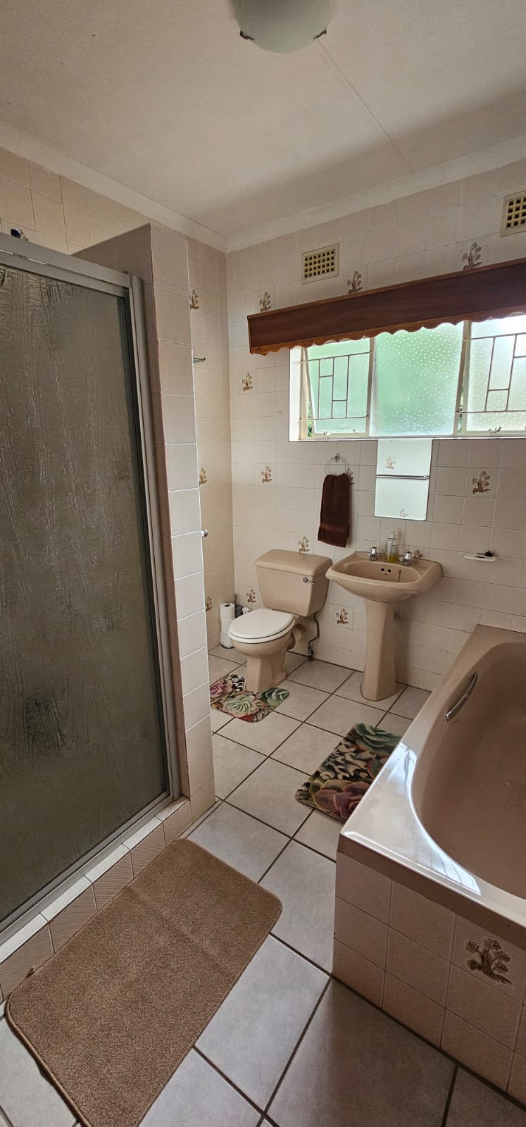 To Let 3 Bedroom Property for Rent in Cashan North West